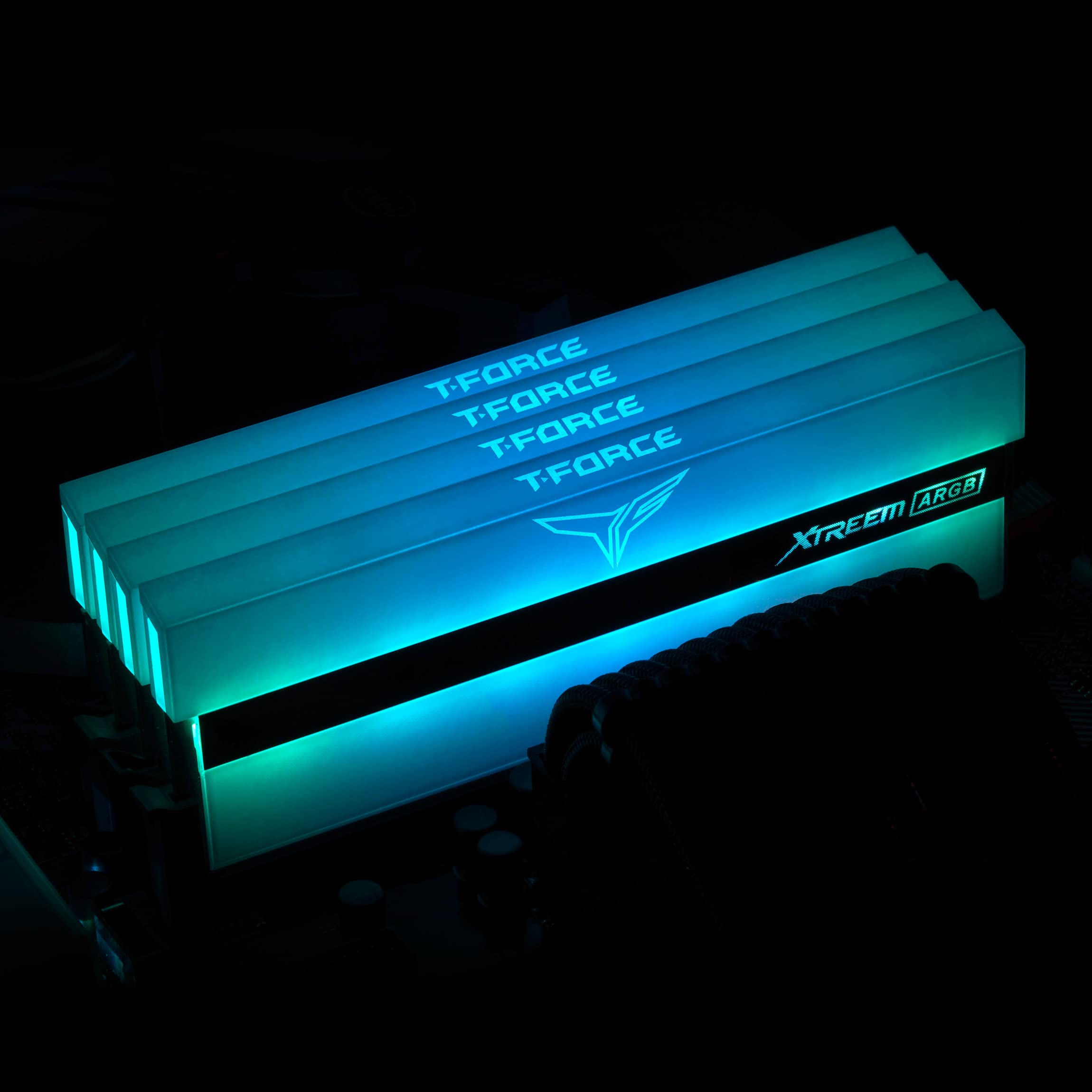 T-FORCE XTREEM 32GB (4x8GB) DDR4 4000MHzXtreem RGB 16GB (2x8GB 