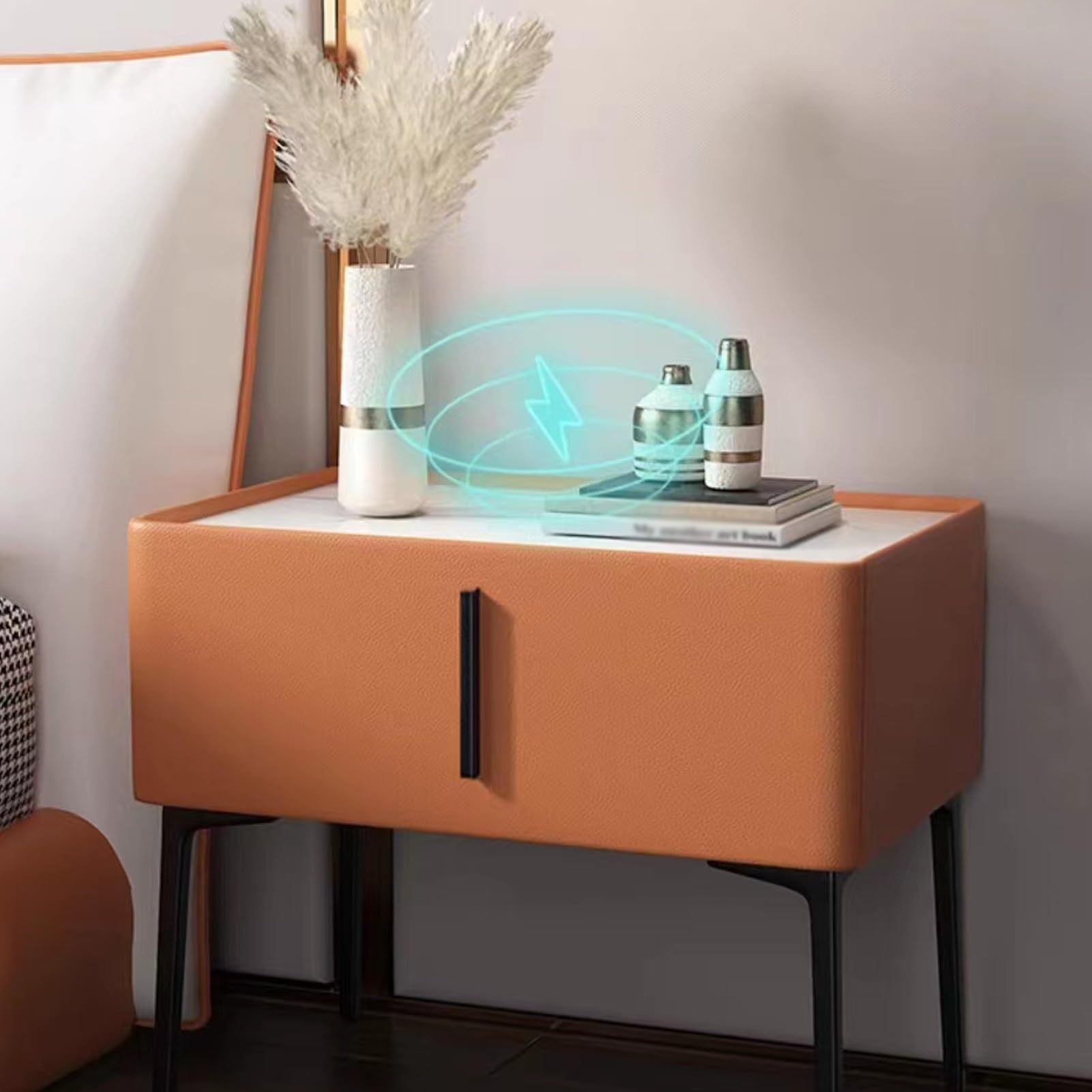 Station de recharge intégrée sur table de chevet en dalle de roche et cuir orange