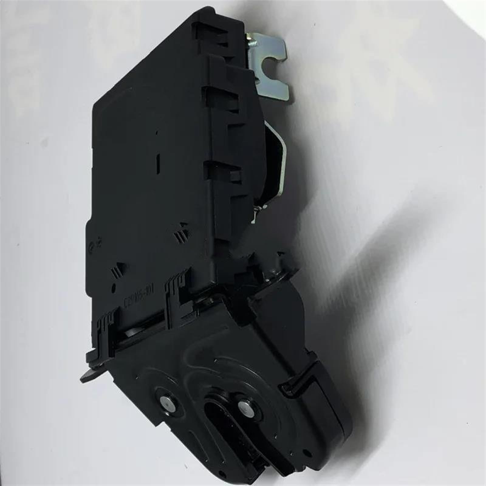 Réparer coffre bloqué avec actionneur de hayon LR070126 pour Range Rover - 6