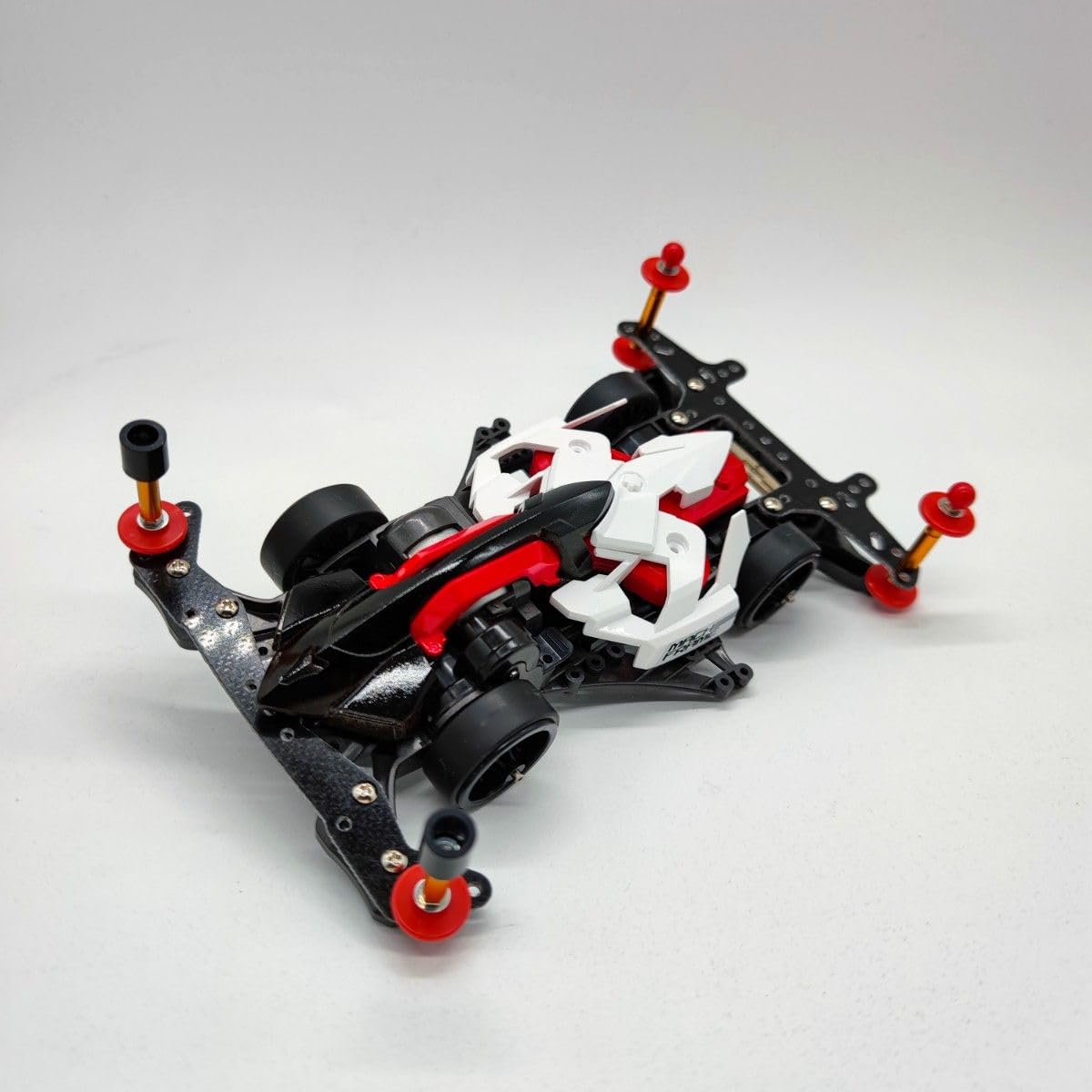 Amazon | ミニ四駆 REVシリーズ マッハフレームFMAシャーシ 完成 通販