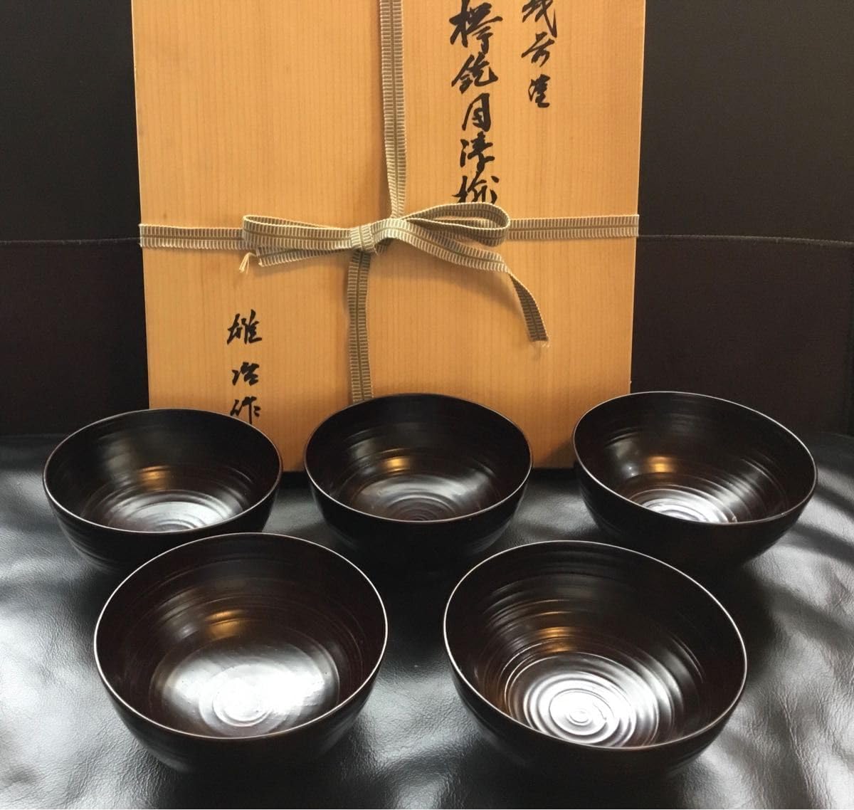 品 木箱5客 高級輪島塗 雑煮 九布 黒漆 春秋蒔絵 波模様 吸物 菊柄 木
