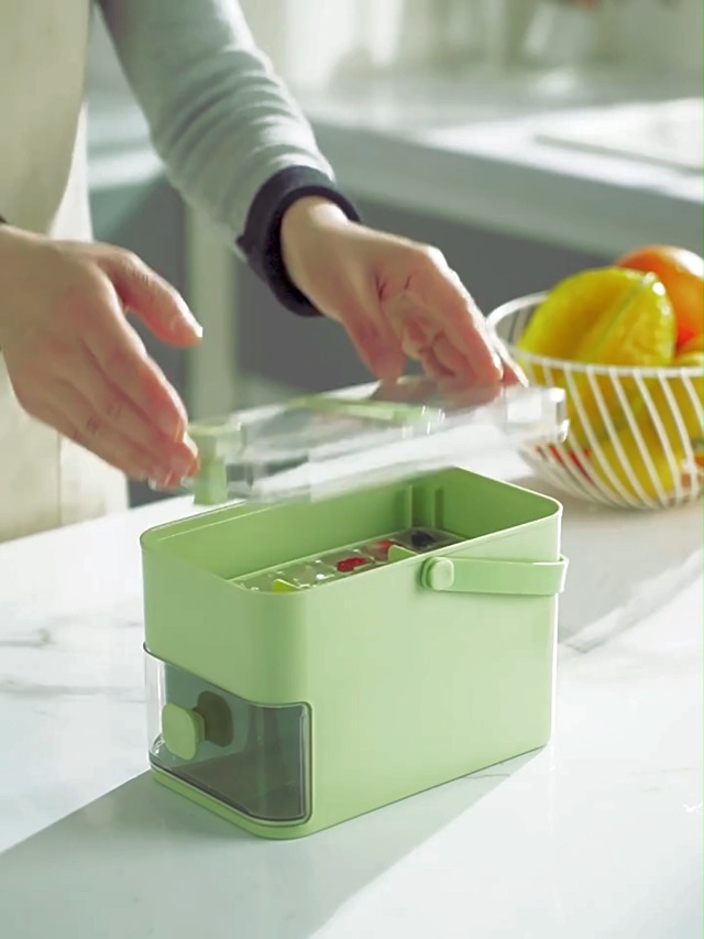 Bandeja de hielo doble con tapa y moldes bolas verdes miniatura 7