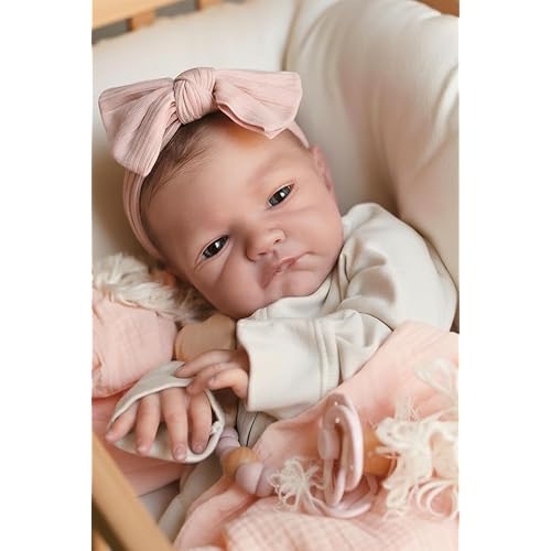 WOOROY Realistic Reborn Baby Dolls - 20 Inch Lifelike Newborn Baby Doll Girl Real Life Baby Dolls with Weighted Soft Body Gift Toy for Kids Age 3+
