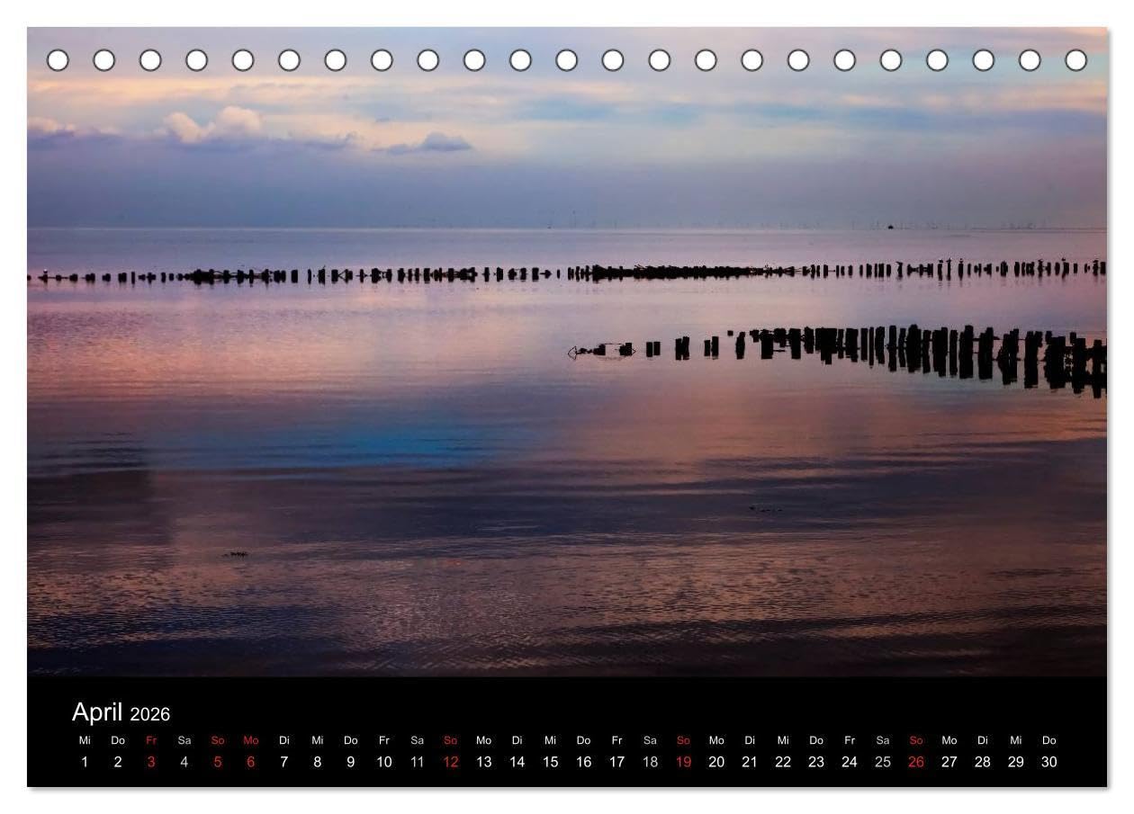 Sylt (Tischkalender 2026 DIN A5 quer), CALVENDO Monatskalender: Dünenlandschaft, wildes Brandungsmeer, sanftes Wattenmeer, reetdachgedeckte ... die schönsten Seiten Sylts. (CALVENDO Natur)
