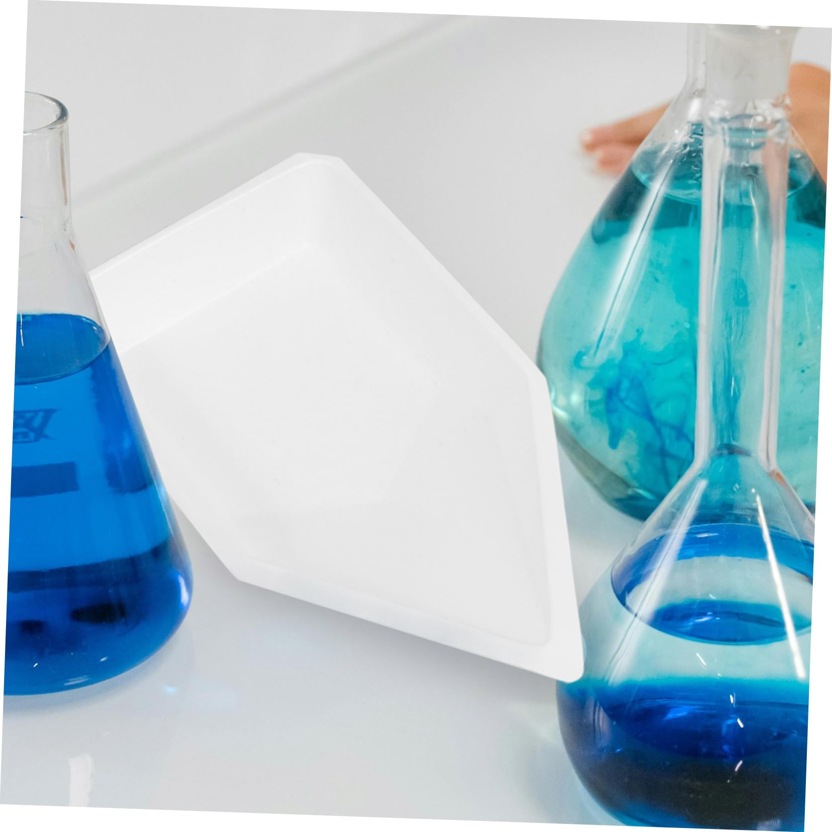 GLEAVI 4 Set Nave Da Pesare Nave Da Pesare Attrezzature Da Laboratorio La Chimica Pesa Le Barche Vassoi Di Pesatura Pesare Le Barche Contenitori Di Polvere Secca Plastica 10 Pezzi * 4
