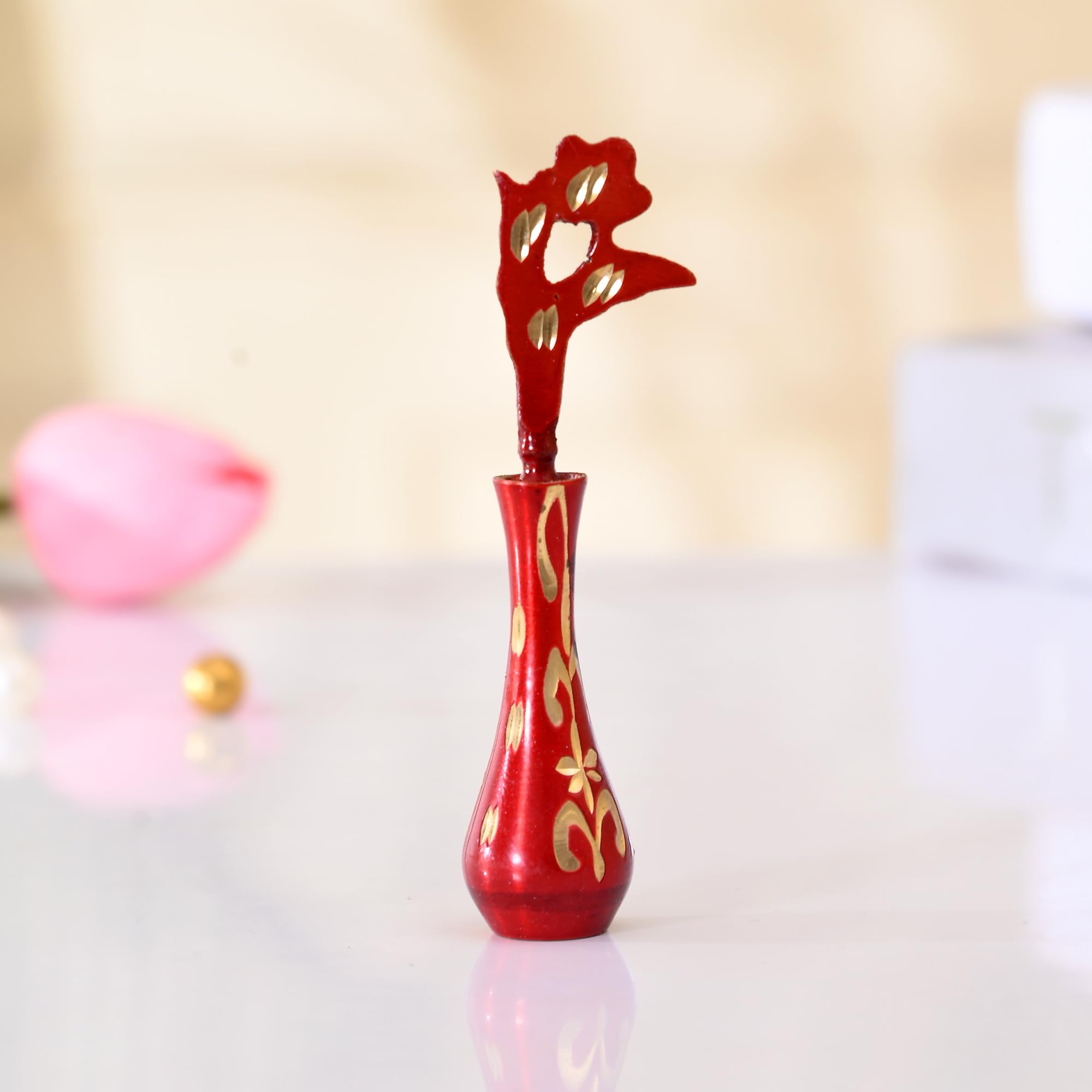 KhwajaDarbar Brass Made Surmadani Kajal Surma Holder for Women (Red)