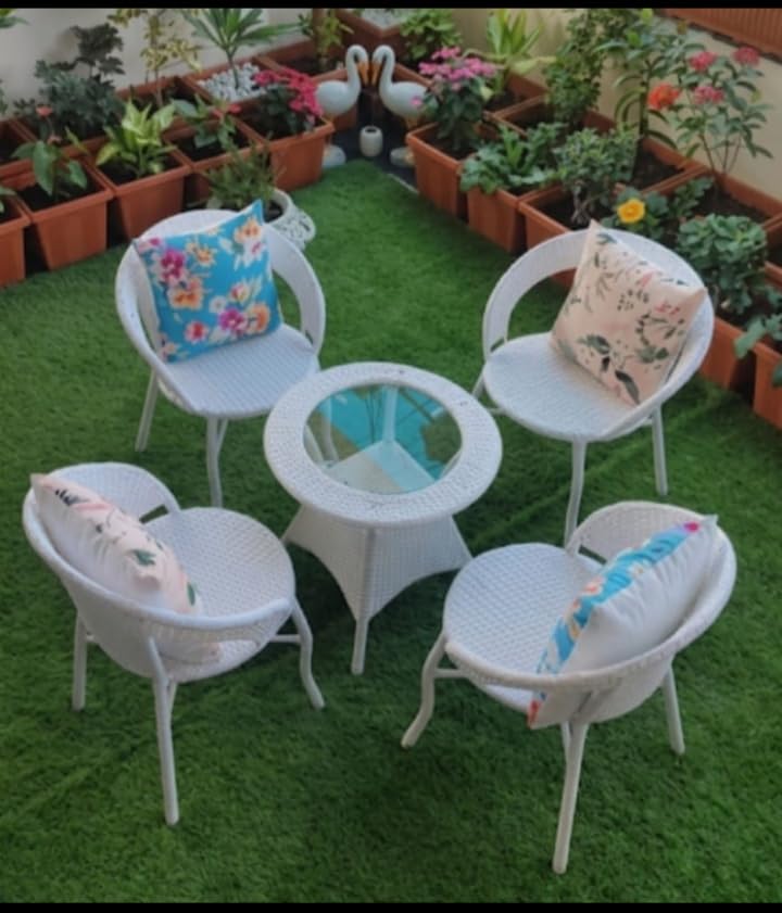 Image of India Beautiful Outdoor Garden Furniture Set for Coffee Table, Balcony Furniture, Office Furniture Patio Seating Set Standard, (4 Chair 1 Table) (White)