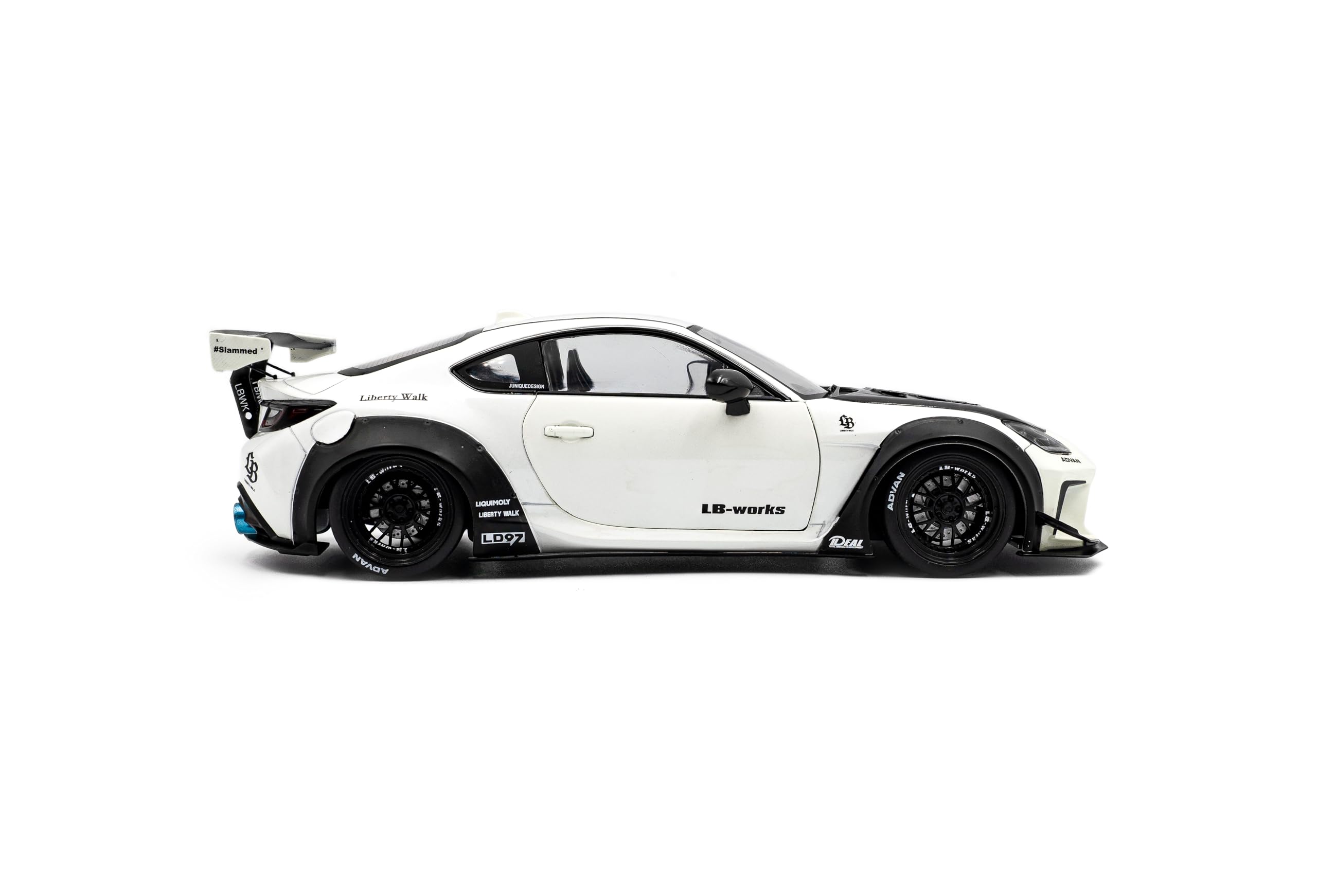 Solido 1:18 Toyota GR86 LBWK Body Kit Bianco