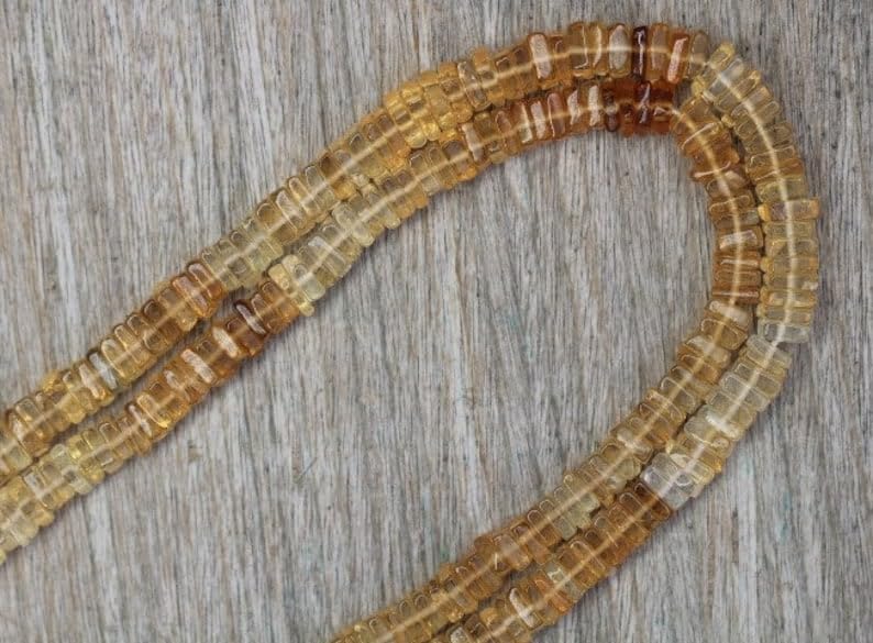 Perles en citrine naturelle heishi 4mm pour créer des bijoux d'été uniques et lumineux
