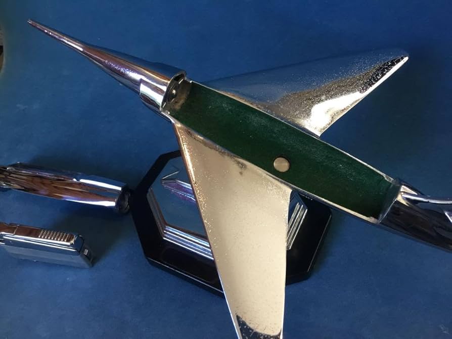 ジェット戦闘機　卓上 ライター　60年代　レトロフューチャー　ミッドセンチュリー Amazon.co.jp: ジェット戦闘機 卓上 ライター 60年代 レトロ