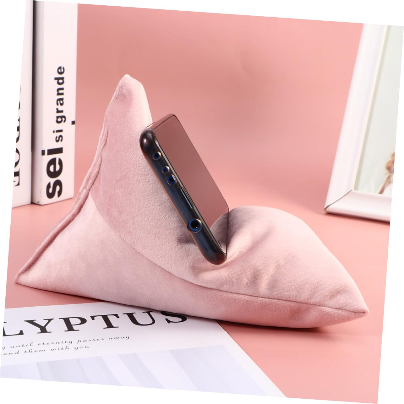 Gadpiparty Support Tablette Lit Coussin Triangulaire en Peluche Doux Multi-Angle pour Lecture Confortable au Lit Canapé