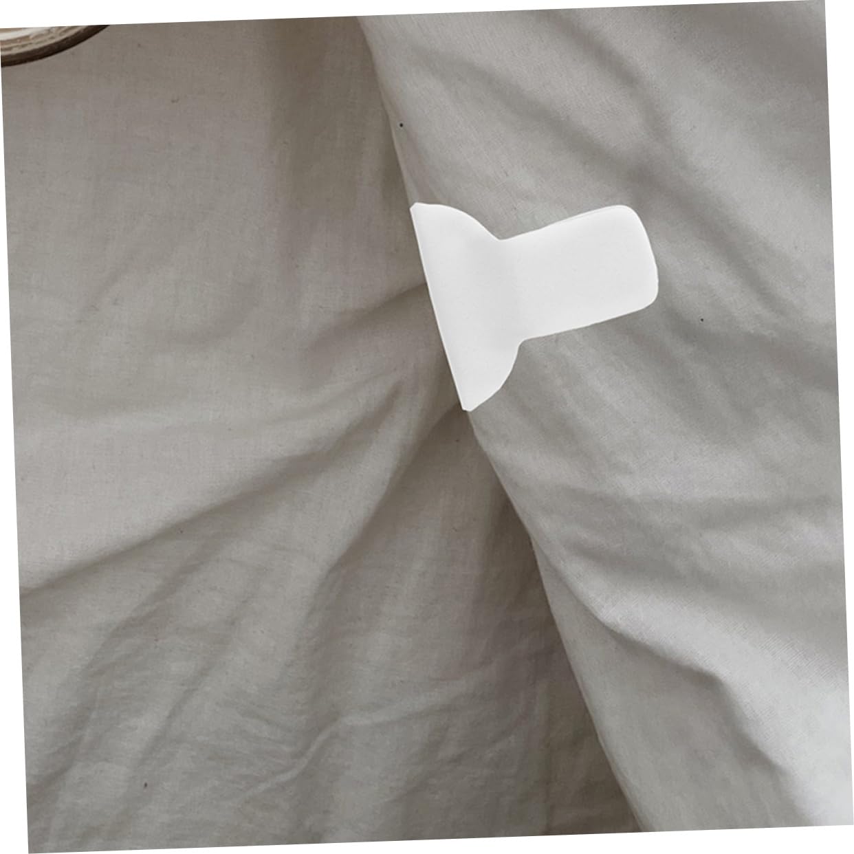 Bettlaken-Clips, Quilt-Fixer-Knopf, 4 Stück, Blechschaum, weiße Quilt-Befestigungselemente, Quilt-Befestigungsclips, Bettdecken-Steppdecken-Befestigungselemente