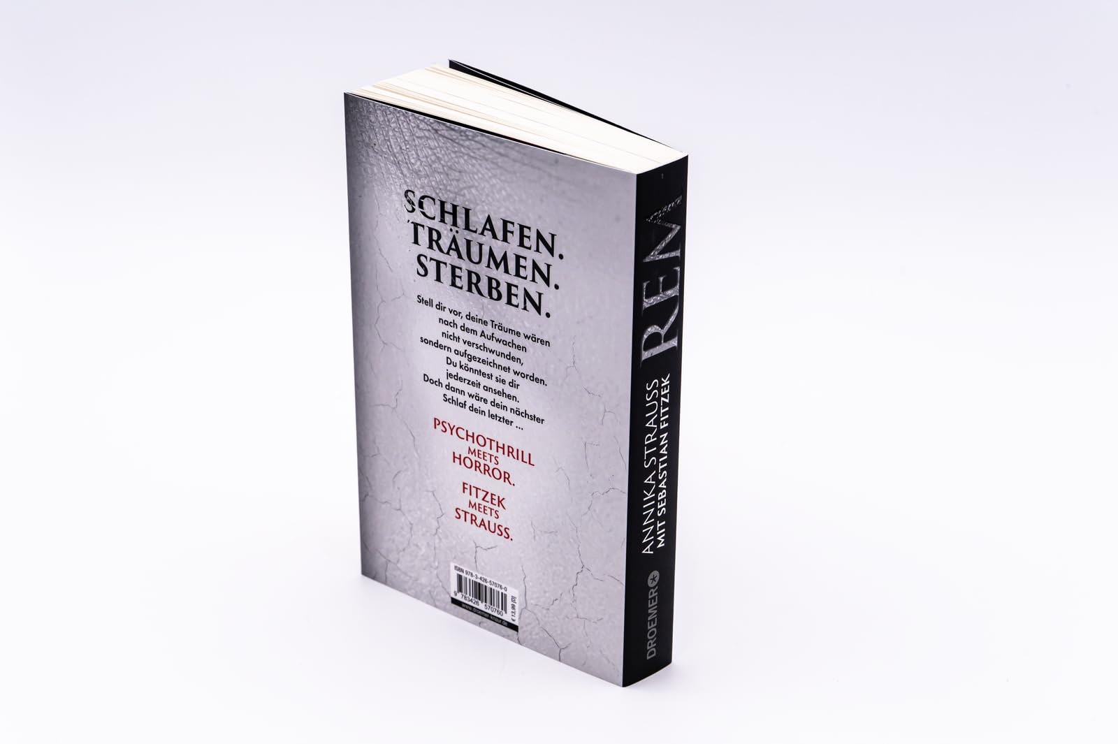 REM: Horror-Thriller | Psychothriller-Bestseller-Autor Sebastian Fitzek meets Horror-Queen Annika Strauss. Nervenkitzel garantiert.