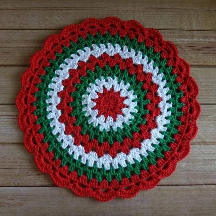 Image of Kavya Craft Present Woollen Handmade Crochet Table Mat /Thal posh (Red Green, 15inch)