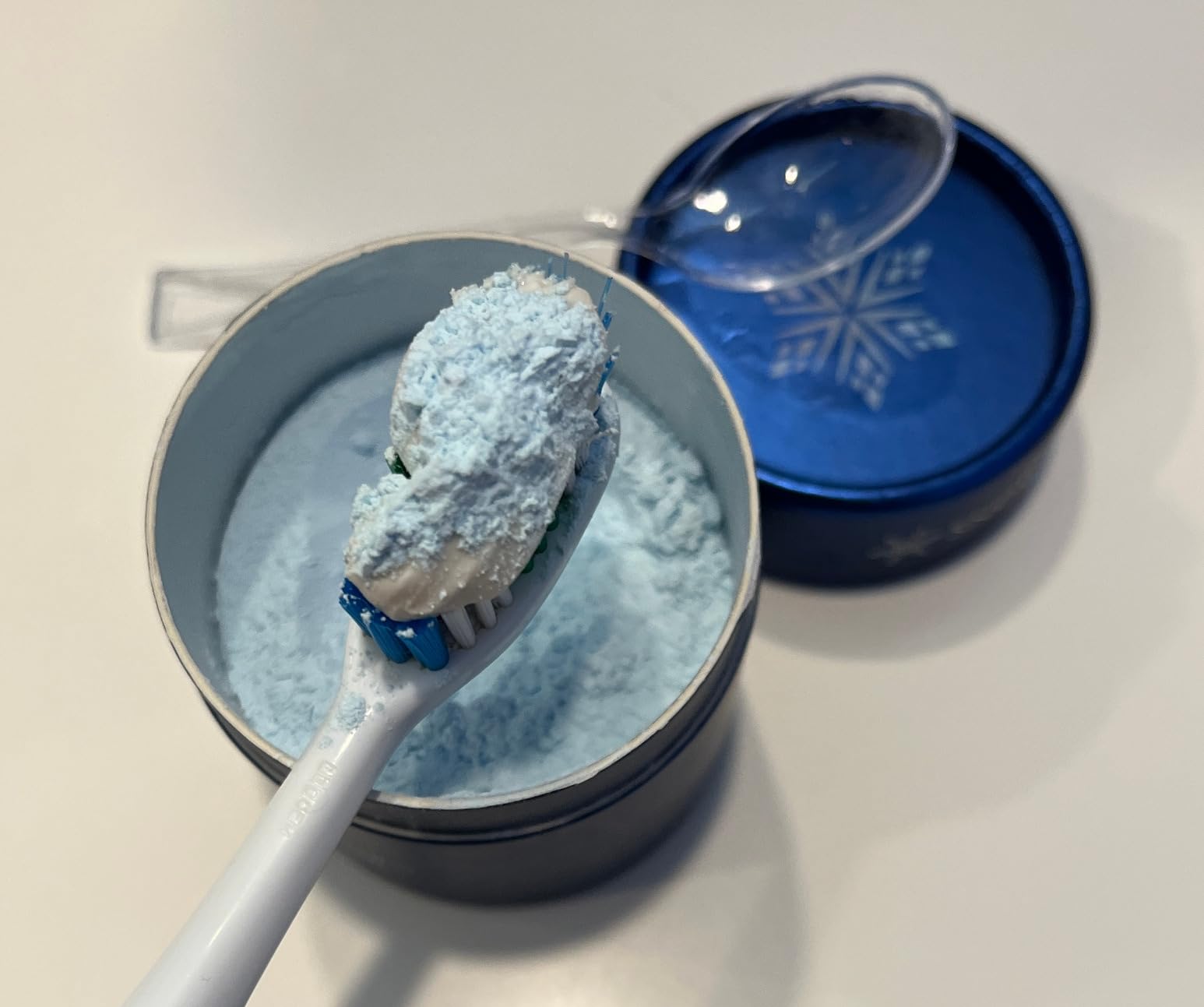 Carolina - SNOW Blue Magic