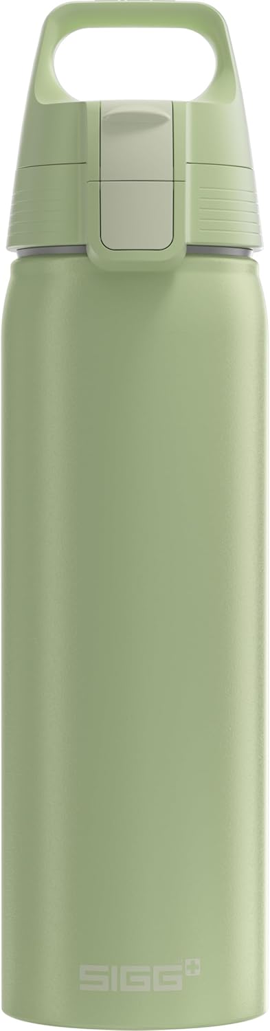 SIGG - Aluminium Water Bottle - WMB Pathfinder Aluminium - Climate Neutral Certified - Suitable for Carbonated Drinks - Leak-Proof - Light as a Feather - BPA-Free - Outdoor - Eco Green - 0.75 L