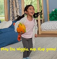 Vista 4 de Playskool Glo Friends - Wigglebug Wiggle, Hop, Stop! - Peluche suave interactivo con 4 modos - Juegos, cuentos, juego gratis y hora de acostarse