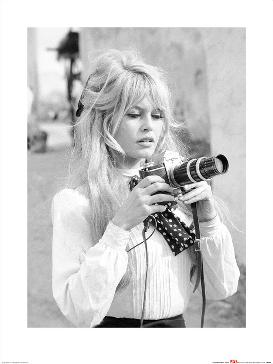 Time Life Brigitte Bardot - Camera Art Print 60 x 80cm