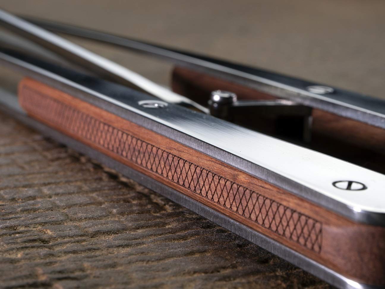 Steakarola Classic_Migliore Pinza per Barbecue in Acciaio Inox e Legno massello zigrinato