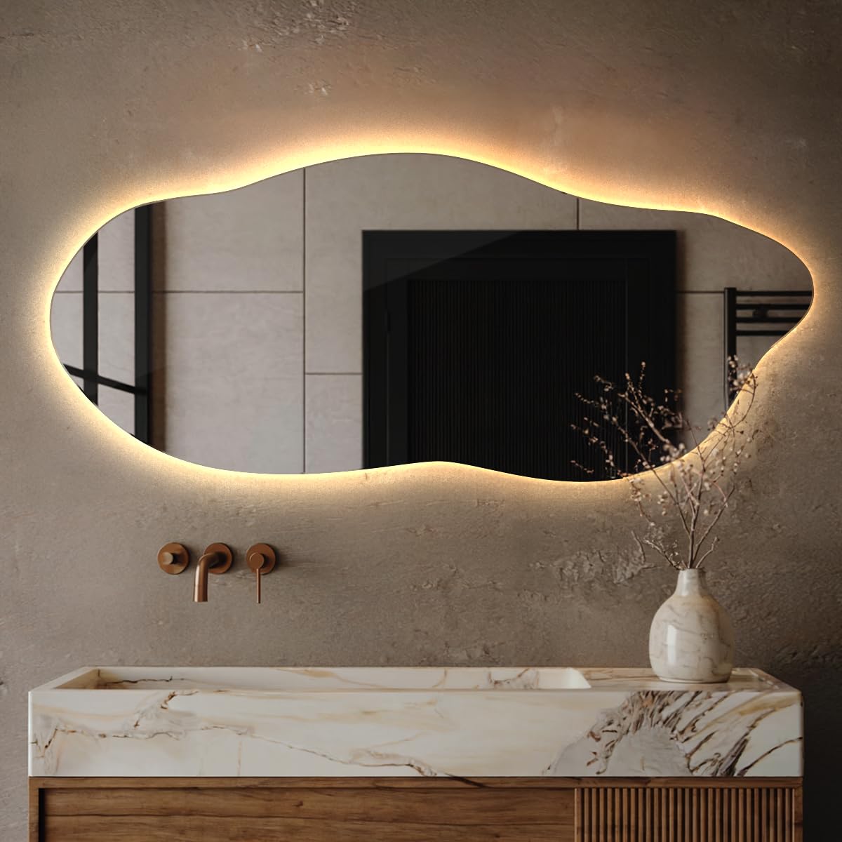 Tulup Grande Espejo 45x100 cm con Iluminación LED Luz Cálida para Baño Dormitorio Sala de Estar Montaje en Pared de Maquillaje Sin Marco Forma Orgánica Asimétrico Irregular Forma Única Diseño