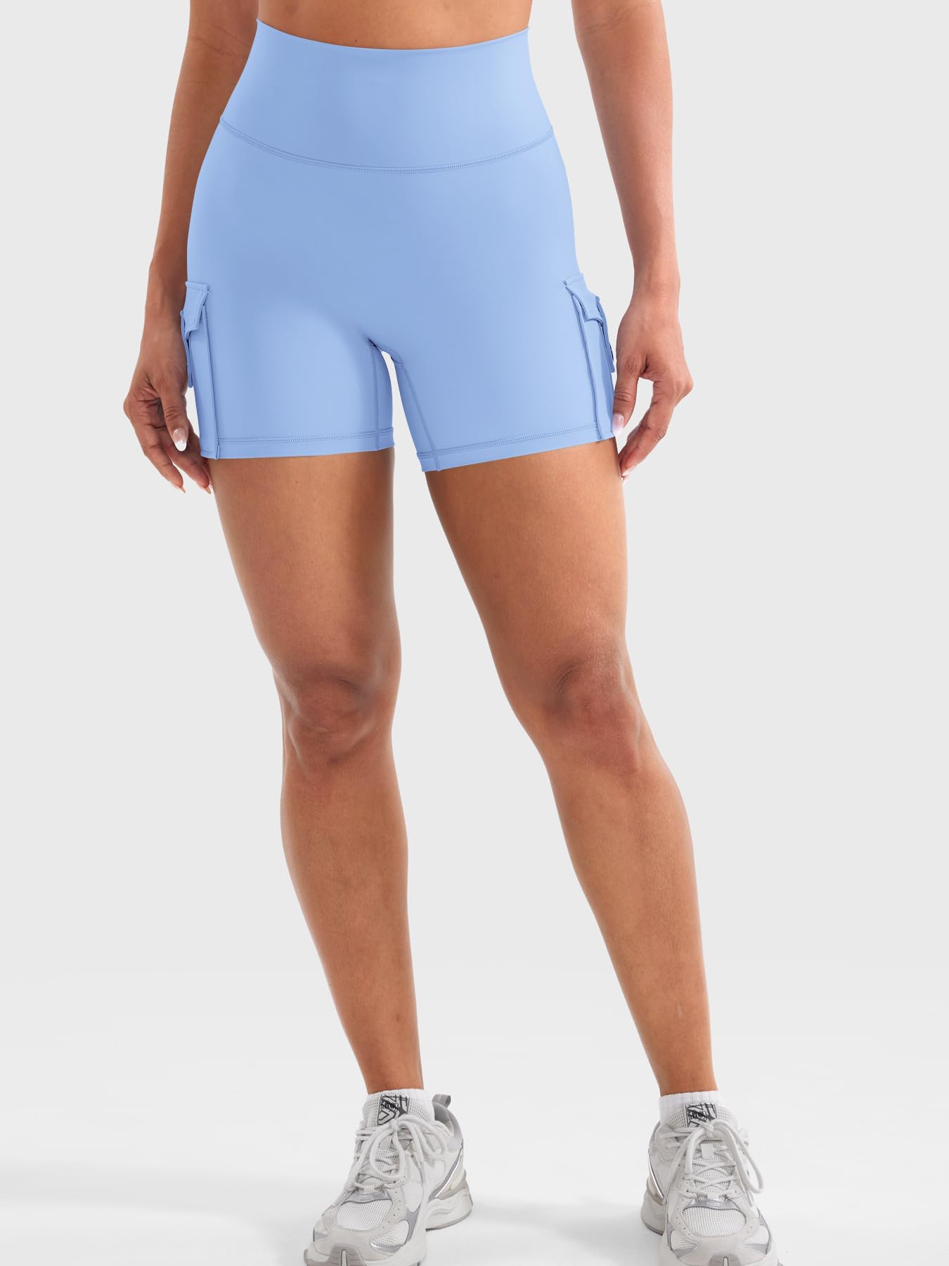 CoreFlex - Pantalones cortos de entrenamiento para mujer con bolsillos tipo cargo, cintura oculta, entrepierna de 3.6 pulgadas, 4.5 pulgadas, sin costura frontal — view 5