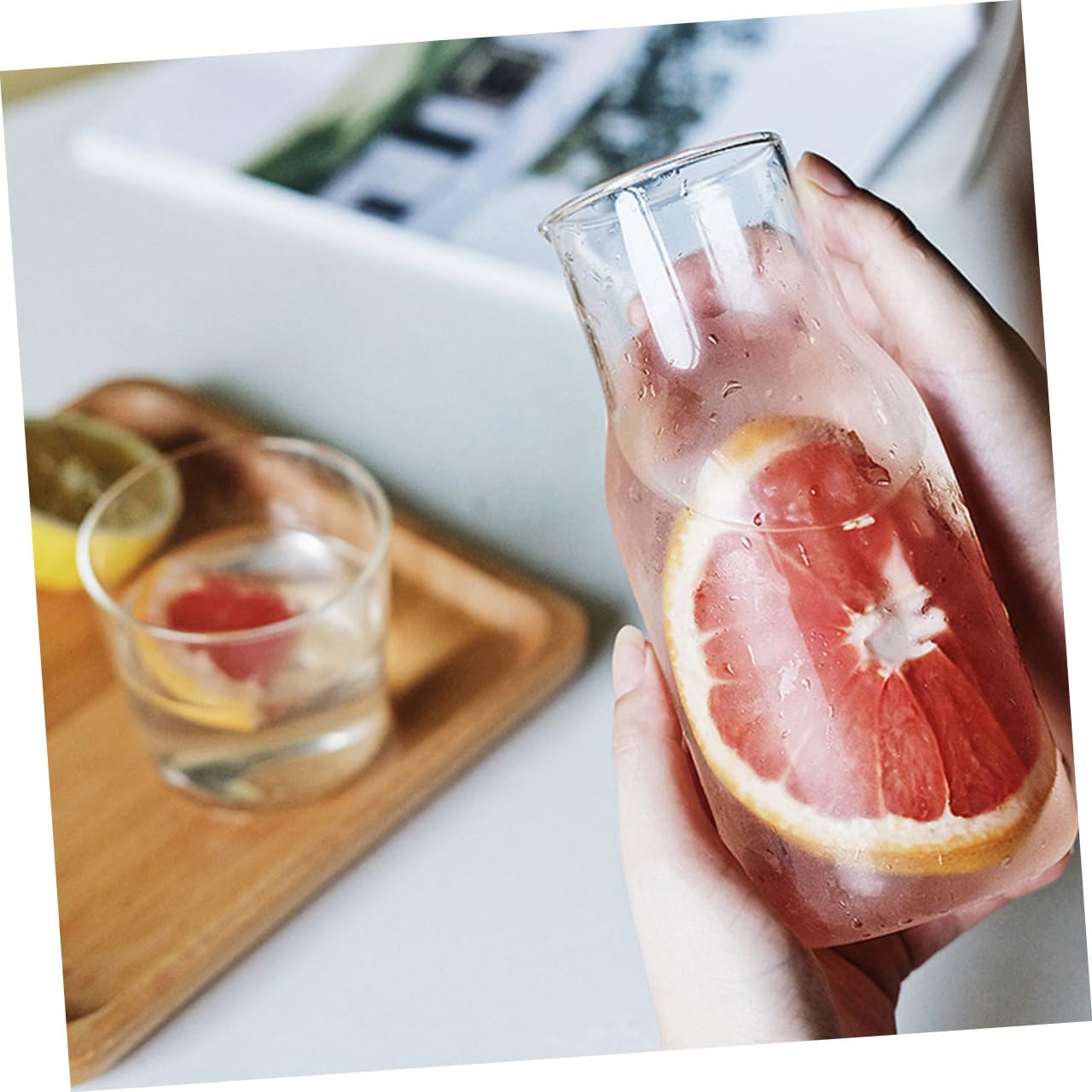 2 Stück Glaskaraffe mit Becher Großer Wasserkrug aus Glas Klassischer Stil Lange Nutzungsdauer für Wohnzimmer und Dinner