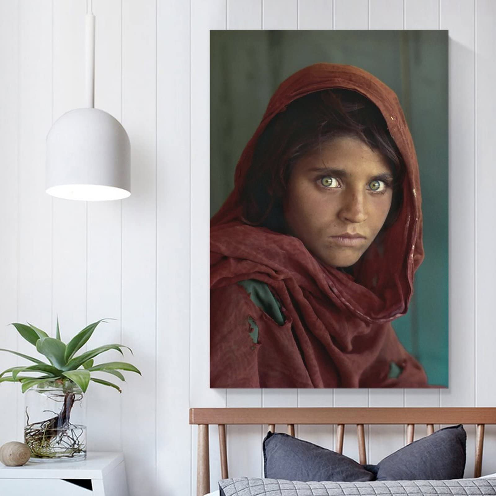 La ragazza afghana dagli occhi verdi dell'iconica foto di Steve McCurry