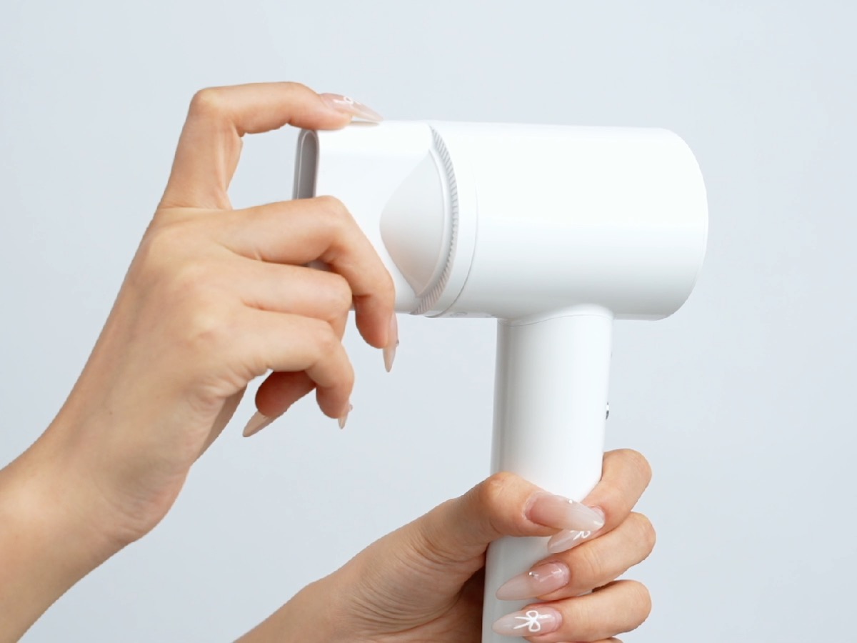 Amazon | miamor ドライヤー 大風量 速乾 低温 ヘアドライヤー 2億高