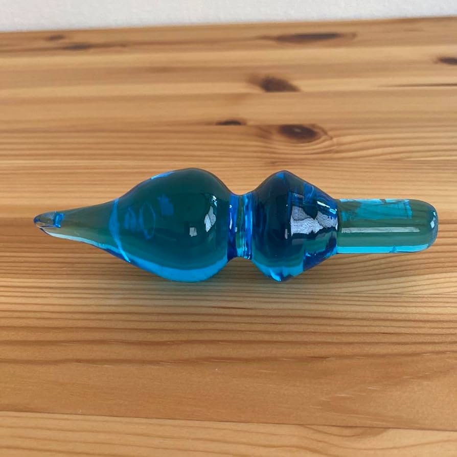 デキャンタ 美しい青色のガラス製装飾品 デキャンタ 美しい青色のガラス製装飾品