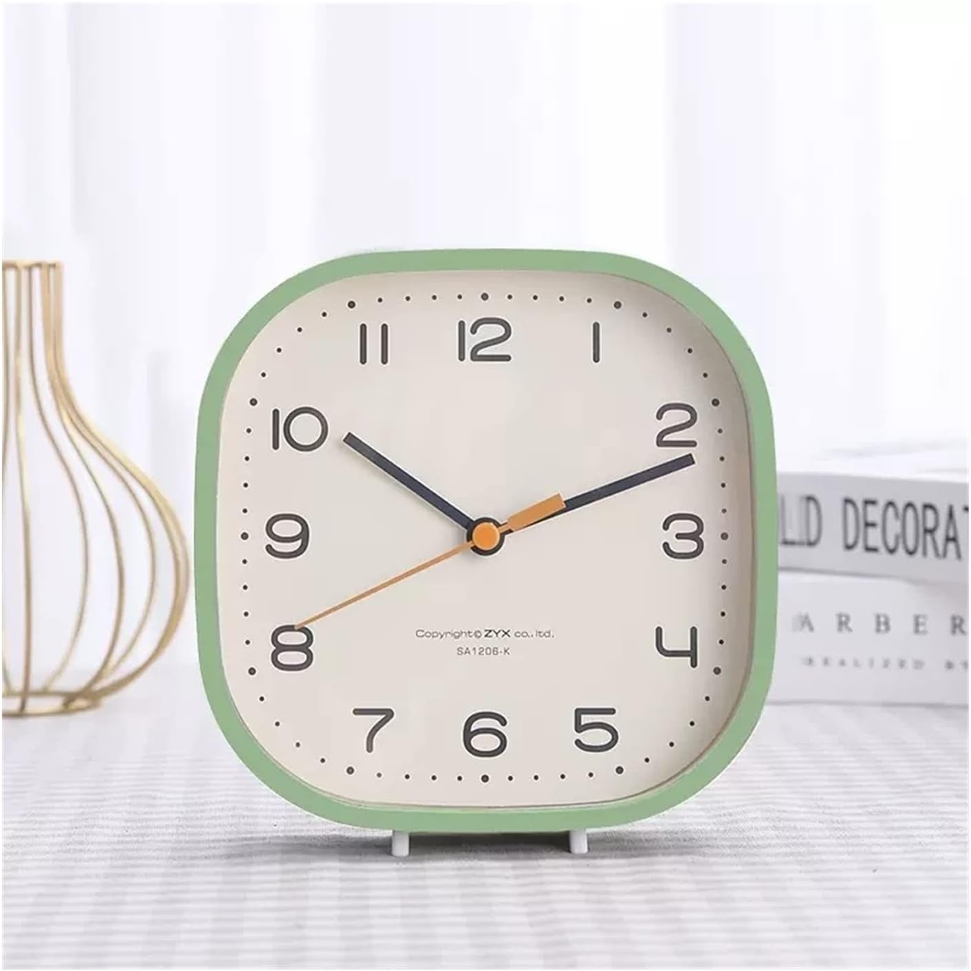 Mantle Clock Simple and Fashionable Small Table Clock Holder with Dual-Purpose Clock Silent Bedroom Bedside Desk Clock Desk Clock Vintage Mantel Clock (Color : Gold) (Light Green)