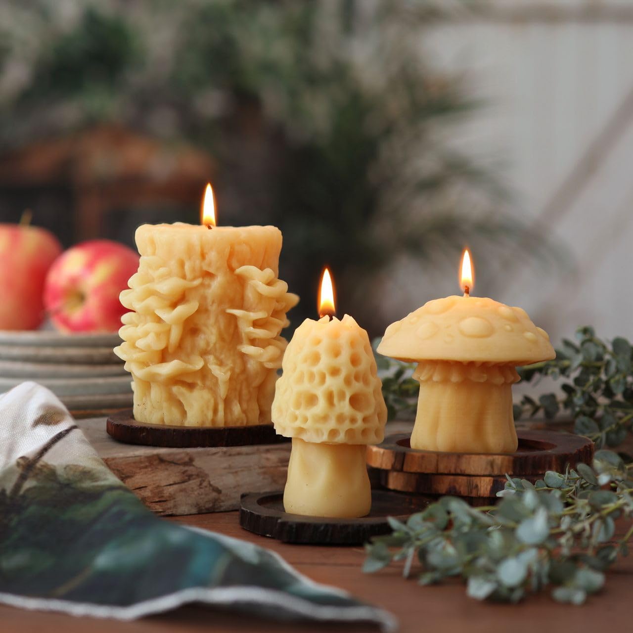 Big Dipper Wax Works Candela a forma di fungo Amanita in cera d'api, decorazione artigianale scolpita delle fiabe, 100% pura cera d'api, non profumata, combustione 24 ore, ecologica per autunno e