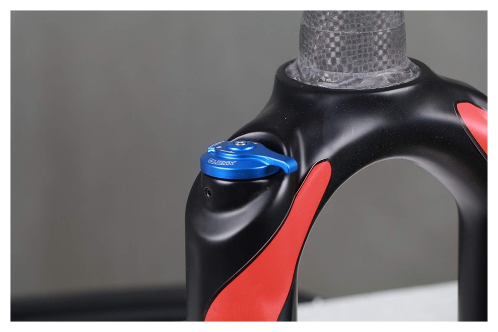 サスペンションフォーク XC 29インチ100mm カーボンコラム Boost サスペンションフォーク XC 29インチ100mm カーボンコラム Boost