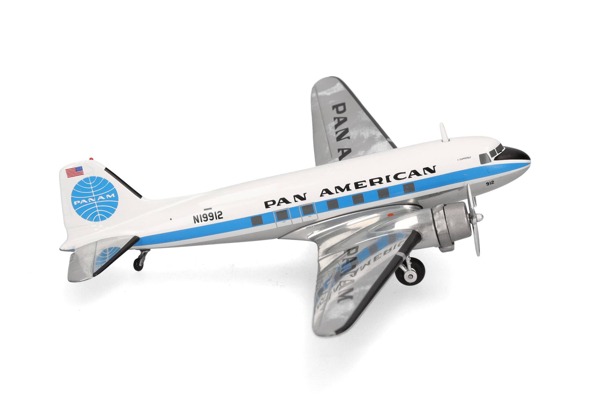 Herpa 573382 - 1/200 Pan American World Airways Douglas DC-3 N19912 'S Clipperle