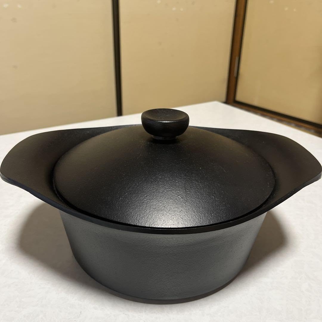 柳宗理　南部鉄器　鉄鍋深型　22㎝　TEKKI Amazon | 柳宗理 南部鉄器 鉄鍋深型 22㎝ TEKKI | ノーブランド