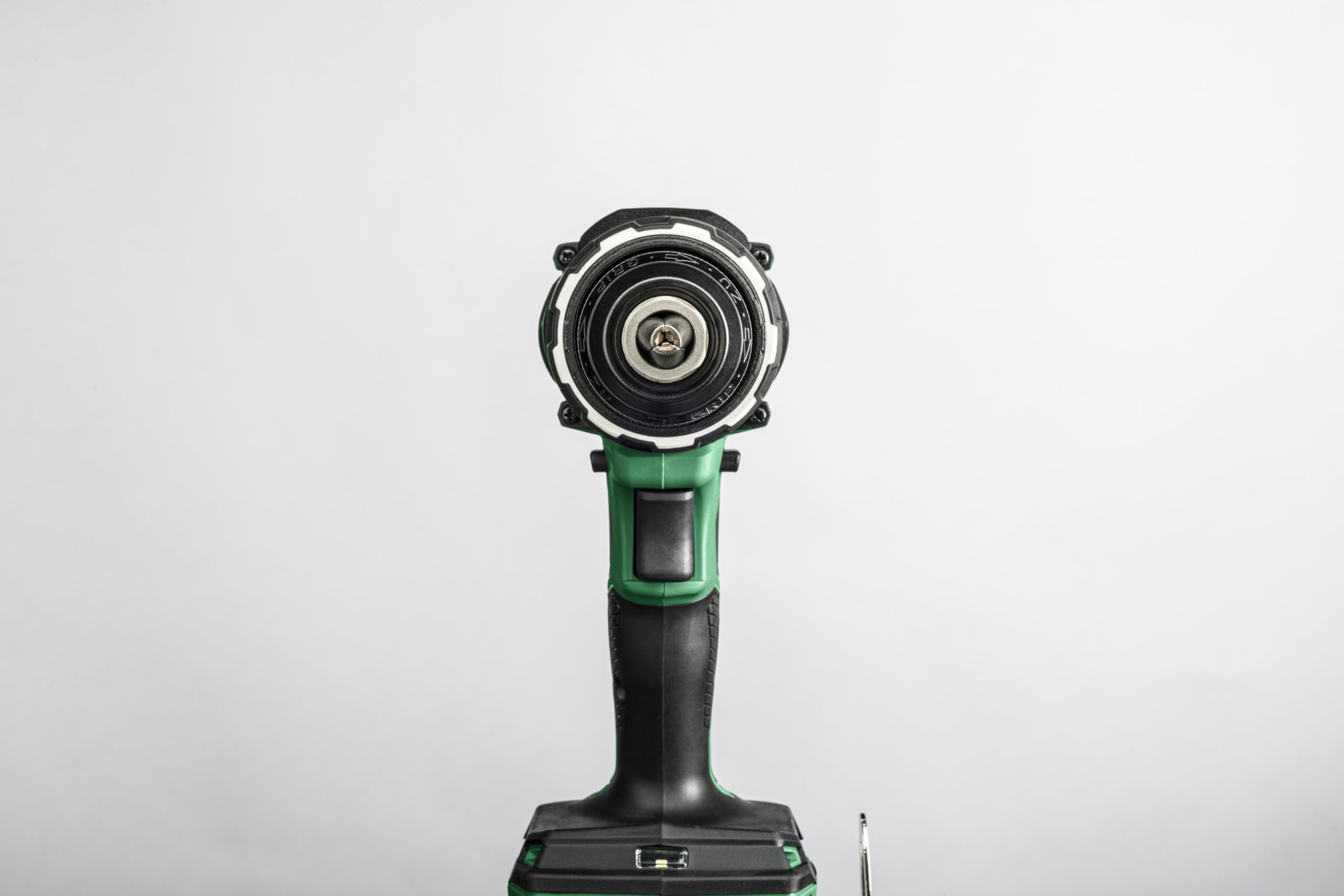 HiKOKI Trapano Avvitatore a Batteria - 36 V - 155 Nm Coppia, Motore Brushless, Tecnologia RFC, Luce LED, Mandrino Autoserrante, Corpo in Alluminio - Incluso Maniglia Aggiuntiva & Valigetta