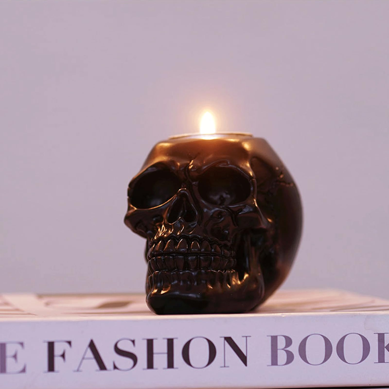 Amazon.co.jp: 樹脂スカルキャンドルホルダー - ホワイト/ブラック