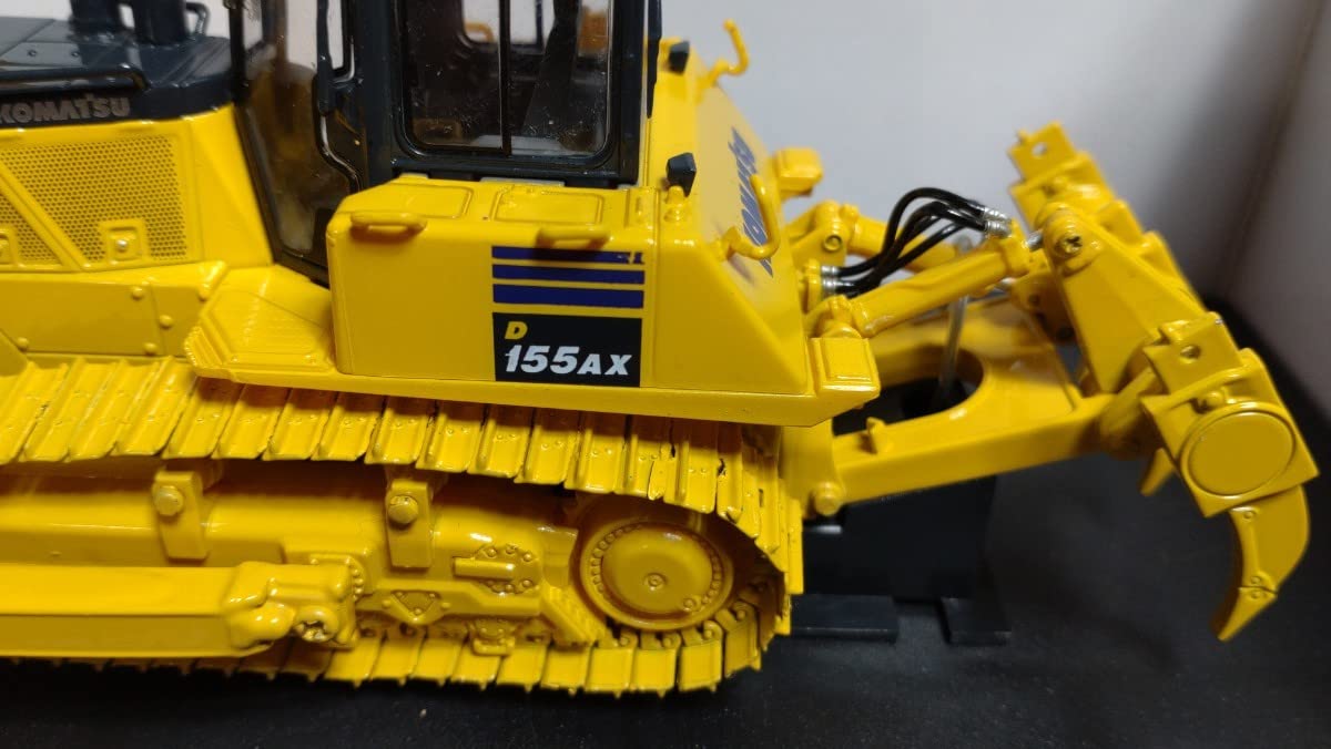 KOMATSU D155AX-7 ミニカー 1:50スケール Komatsu D 155 AX-7 Dozer with Ripper 1/50 Diecast Model by
