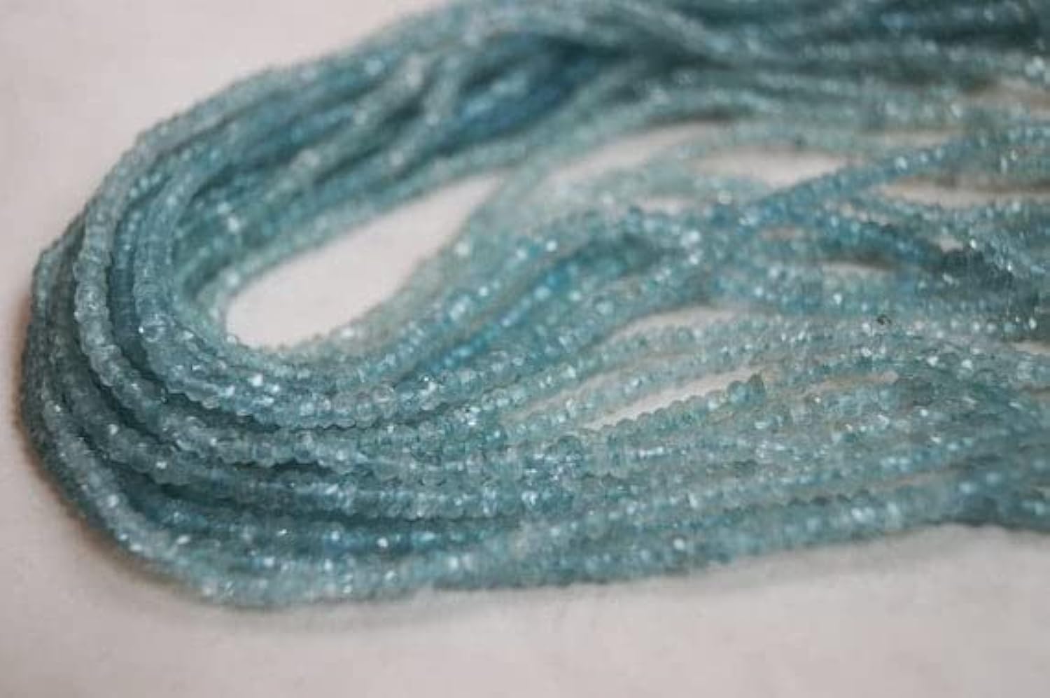 Aigue-marine naturelle perles rondelles 3-4 mm fil 14 pouces pour création bijoux