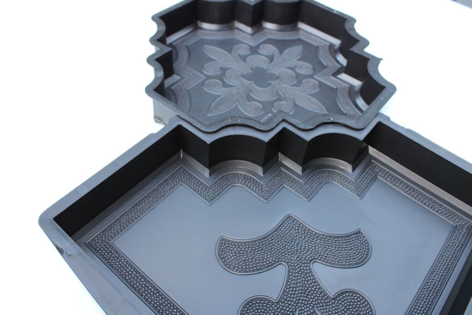 Plastic Mold Form for Beautiful Concrete Paver Stones for Patio and Garden (New)