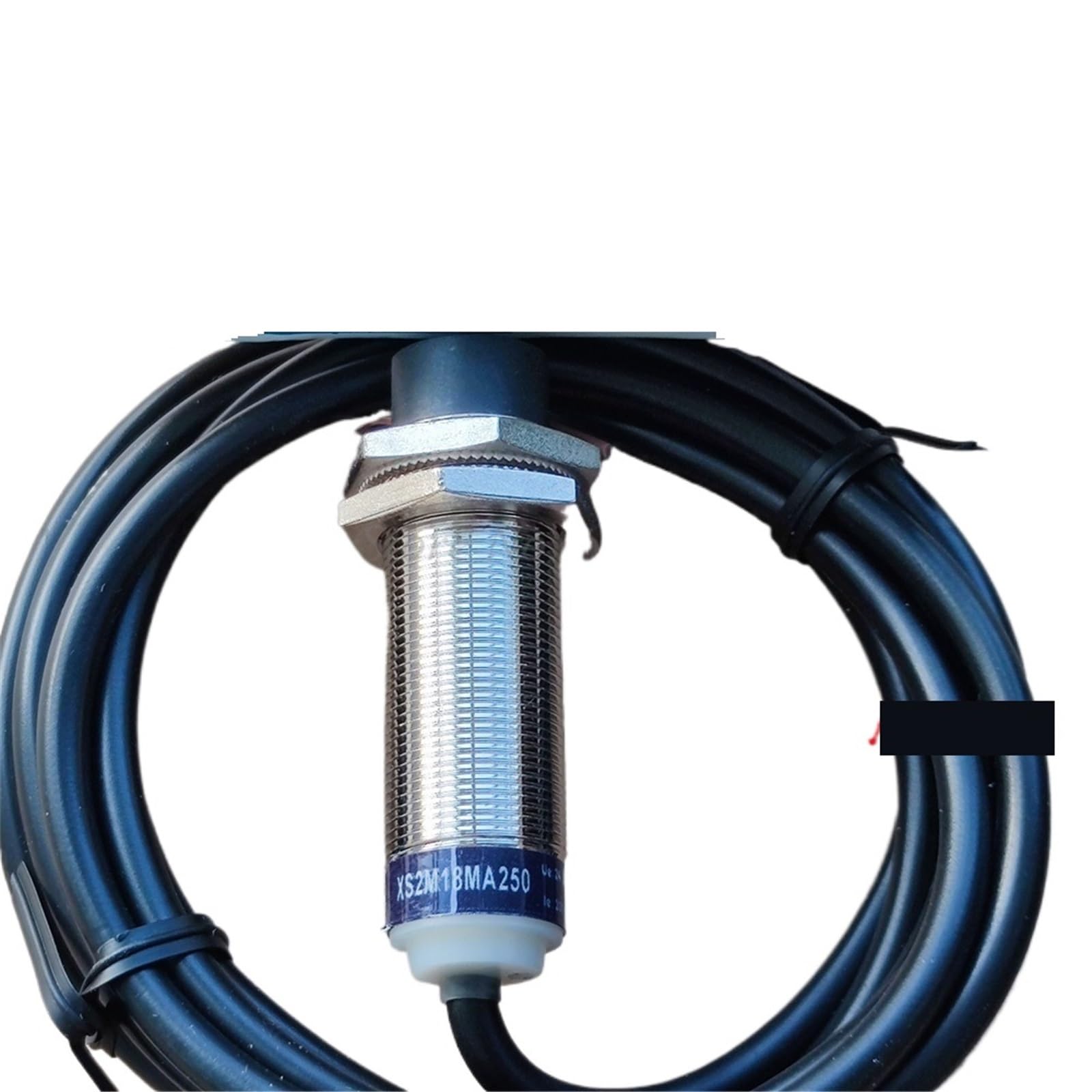 Capteur de proximité XS1M18MA250 étanche à commutation précise