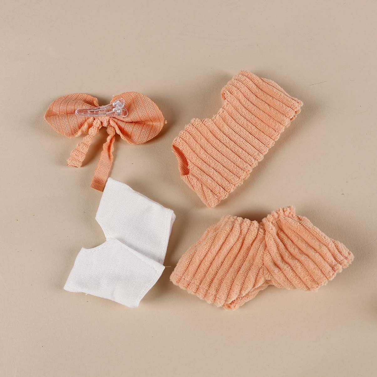 Compatible with Labubu (NO Doll) - Peach Ribbed Knit Set (Bow Headband + White Top + Flower-Star Vest + Shorts), 15cm/17cm Doll Clothing (Peach)