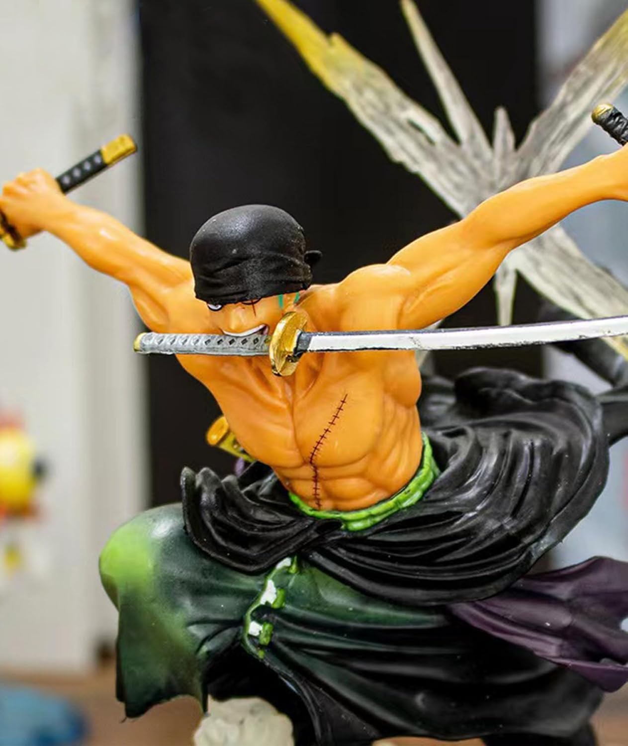 Roronoa Zoro Action Figure - One Piece Collectible -4