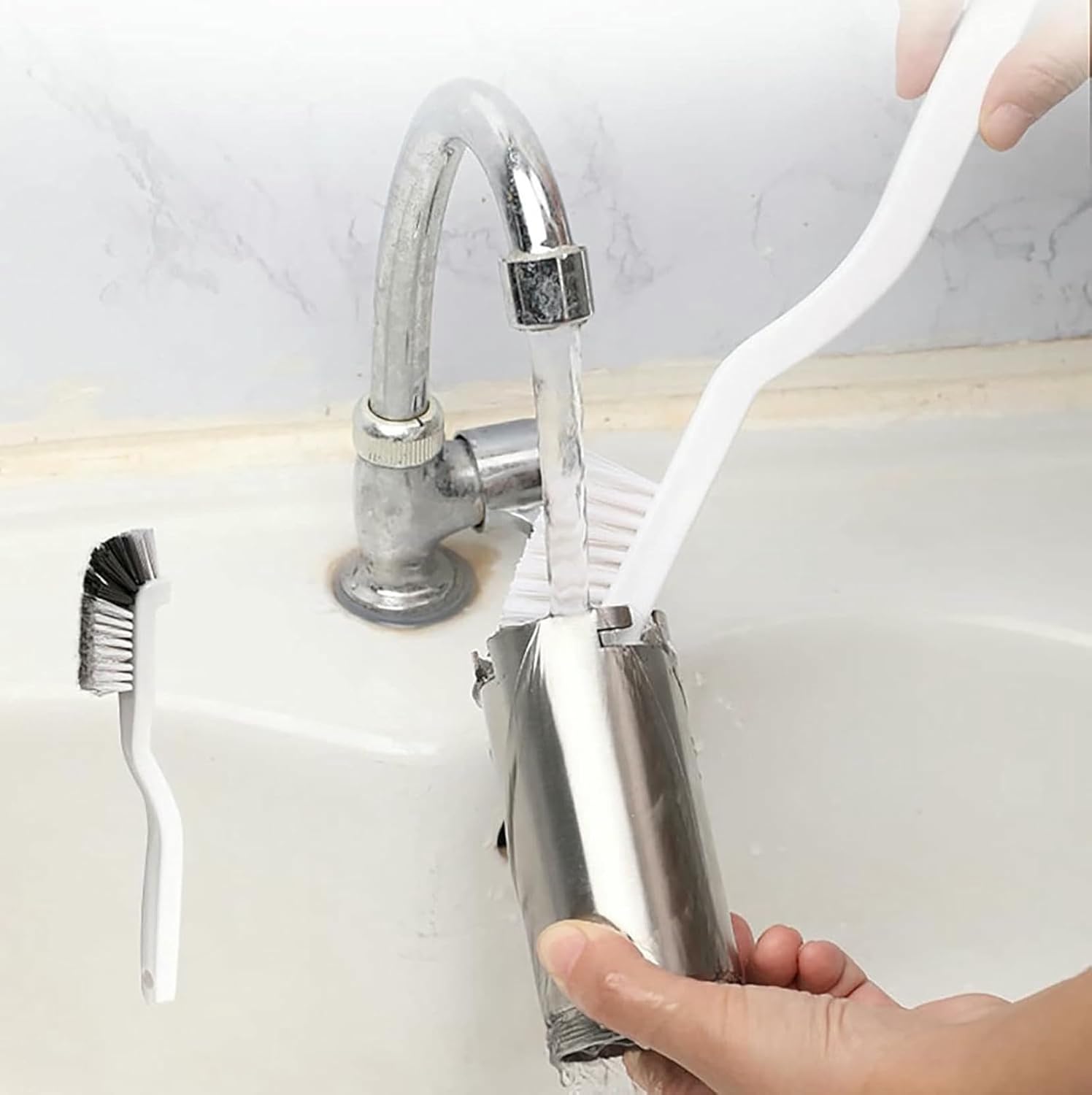 Electric Pasta Maker Handheld Wireless Dough Noodle Machine Home Portable Mini Automaton Spaghetti Press 200g Capacity,Red,30.5 * 29cm