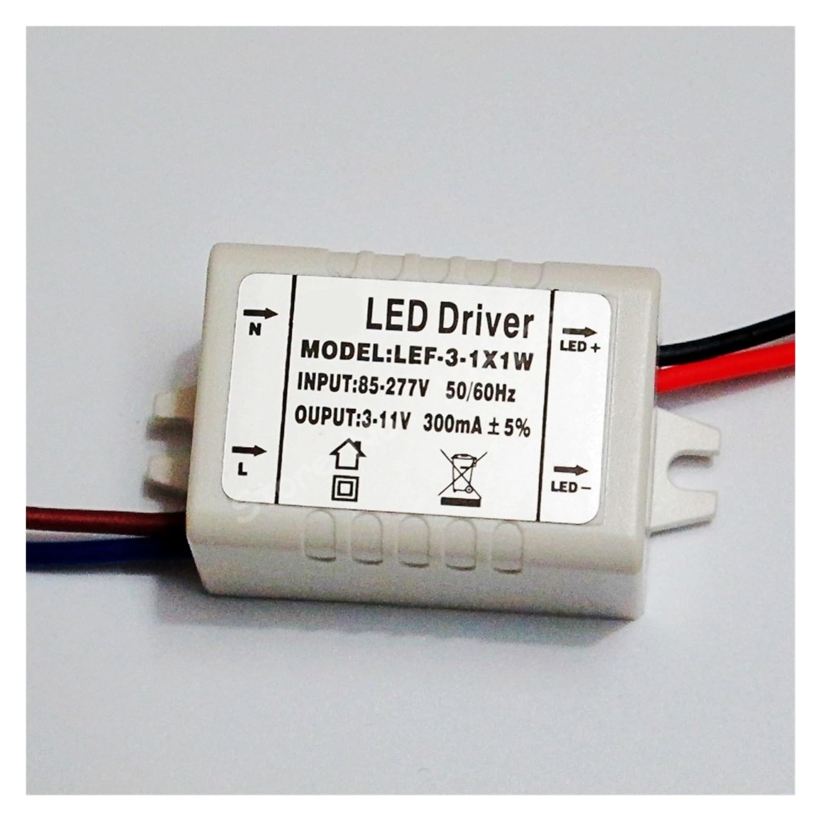 Controlador LED de 1W 2W 3W con entrada AC 110V 220V y salida constante de 300mA para focos de casa