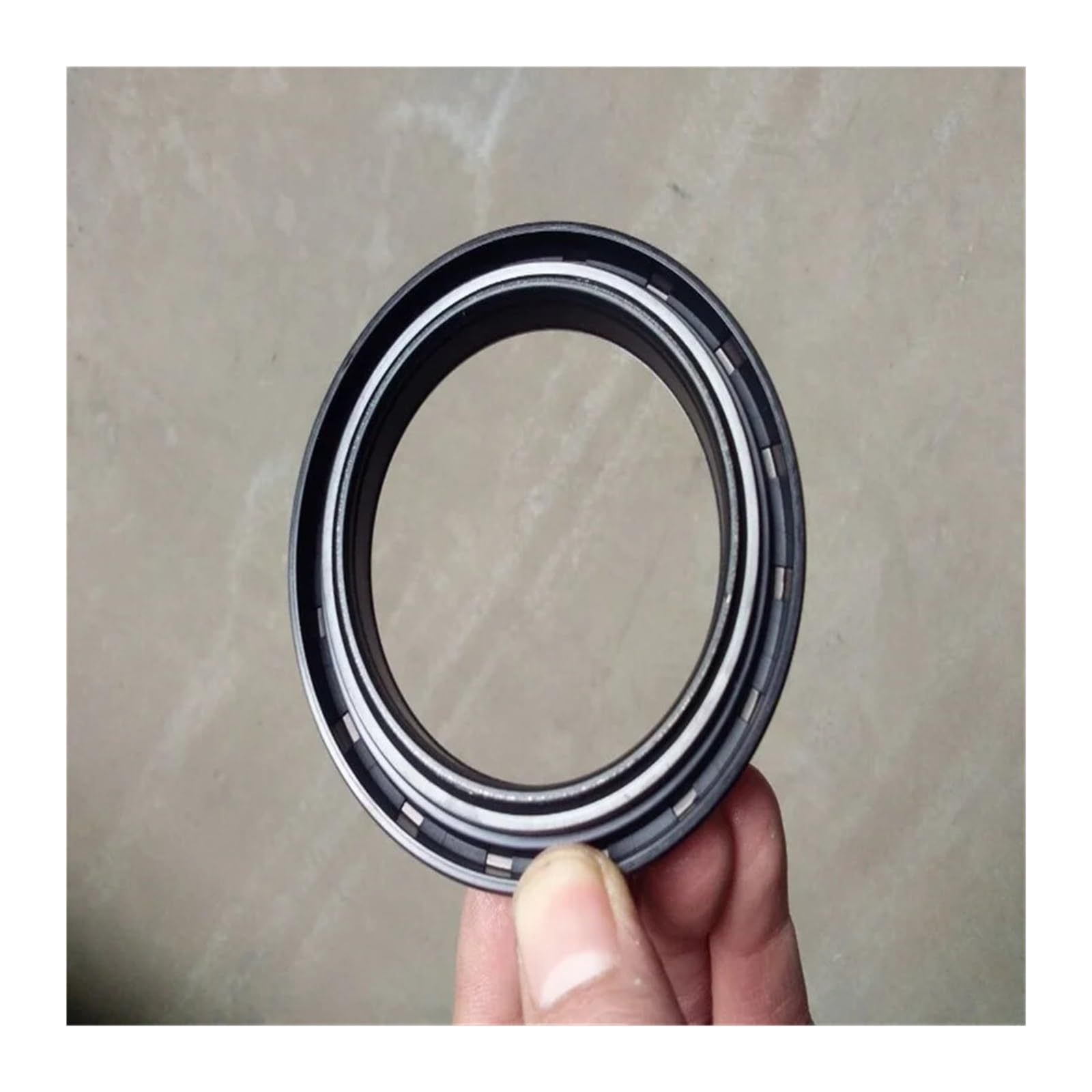 CLBSWYEJK BQ3981E Oil Seal 60 * 84 * 12/17mm