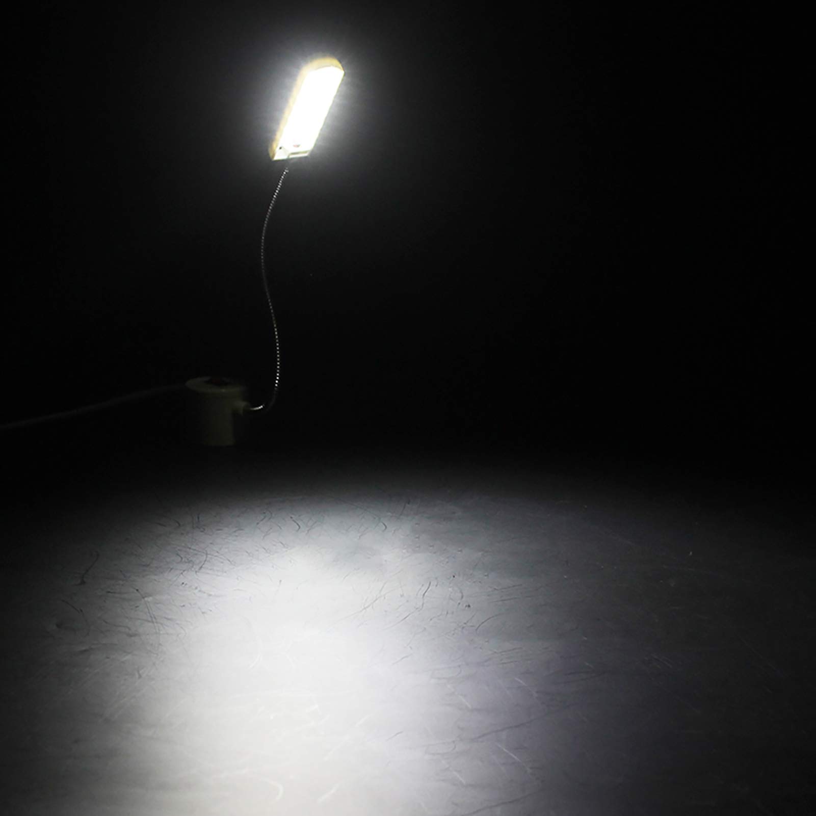 4 pezzi 2 W 30 LED macchina da cucire lampada a base fissa magnetica flessibile tubo flessibile collo d'oca design per attività domestiche [classe di efficienza energetica A]