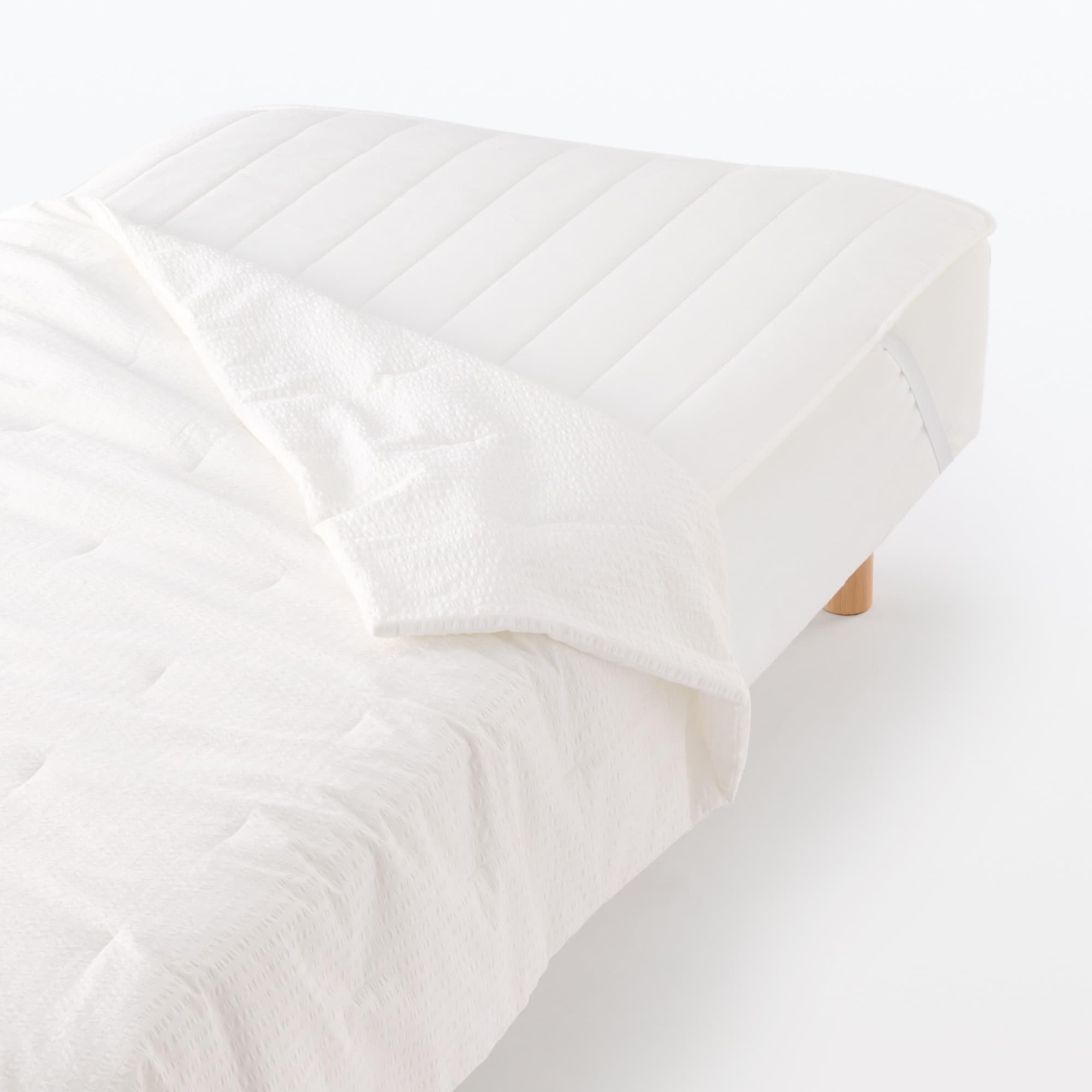 無印良品 薄掛けふとん 190x210cm 93%ダウン 4550584732461_03.jpg