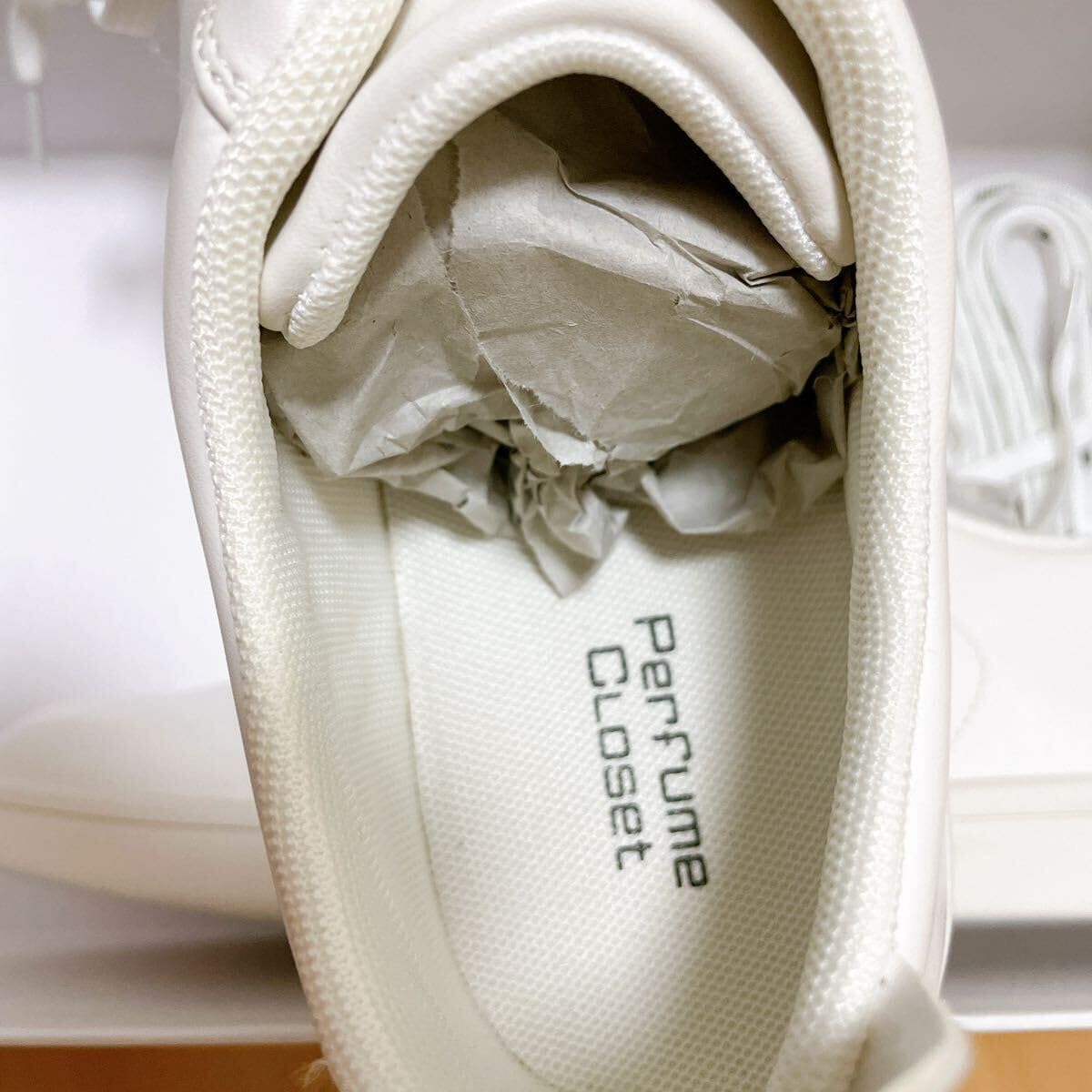 Amazon.co.jp: Perfume closet スニーカー ホワイト 25cm : ファッション