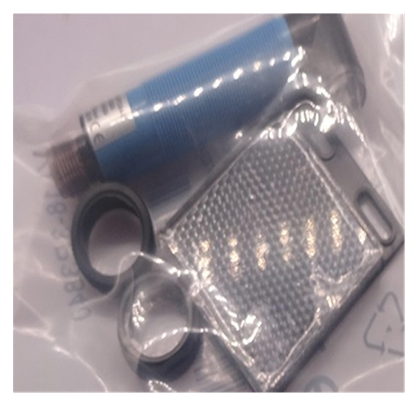 Tscfhgqi One Color 1Pcs Optoelectronic Switch Vl18-3P3940 Vl18-3N3940 Vl18-4P3640 Vl18-4N3640 Vl18-3P3212 Vl18-3N3212 Sensor(Vl18-4N3640)
