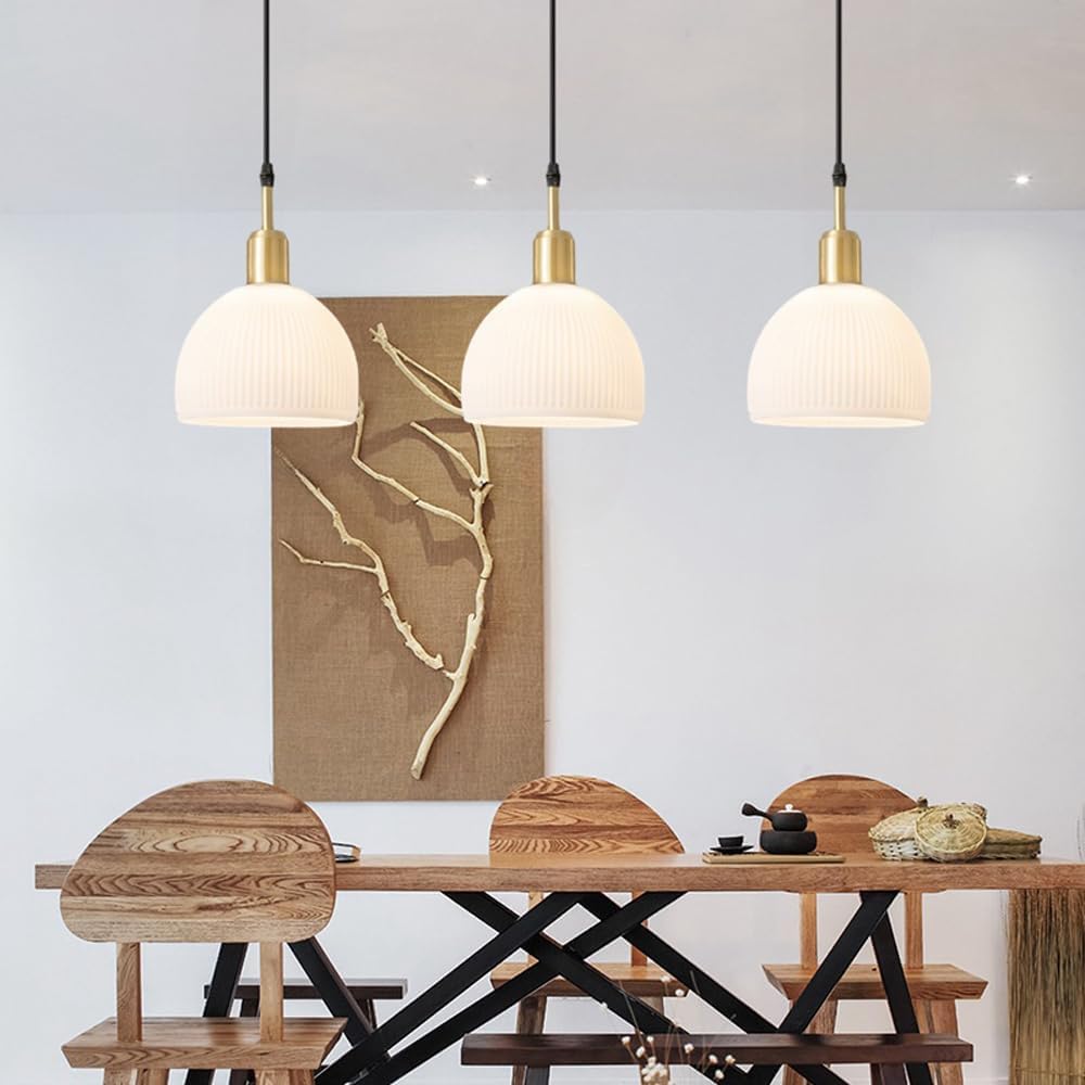 シャンデリア 北欧モダンペンダントライト ダイニングルーム ガラス天井ライト 6灯ガラスランプシェード付き メタルフレームペンダント ゴールド シャンデリア天井ライト、ゴールドライトシェードメタルガラスペンダント照明器具、ダイニングルームキッチンアイランド ... 北欧モダンシンプルシングルヘッドシャンデリア、メタルガラスシェード付き、キッチンアイランド、ダイニングルーム、寝室、装飾照明器具 E